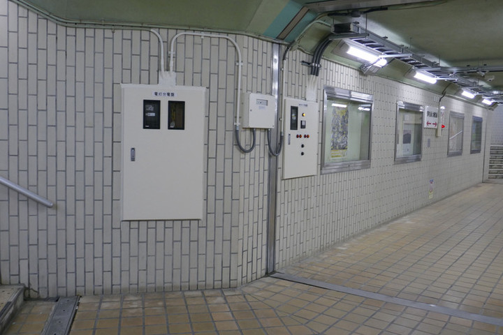 4p1040807