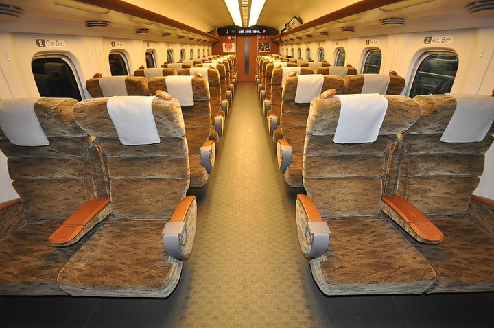 021084pxshinkansen_sakura_number_st