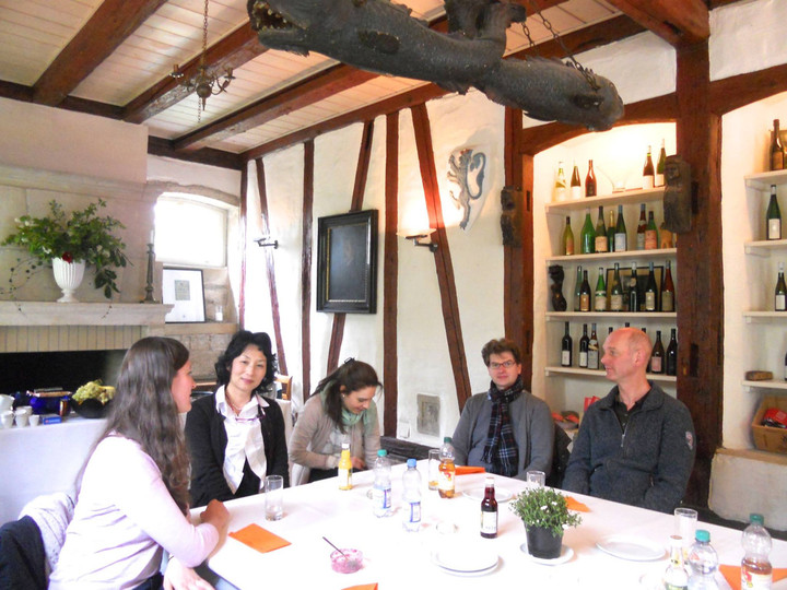 13131104_828857910553235_3649426451